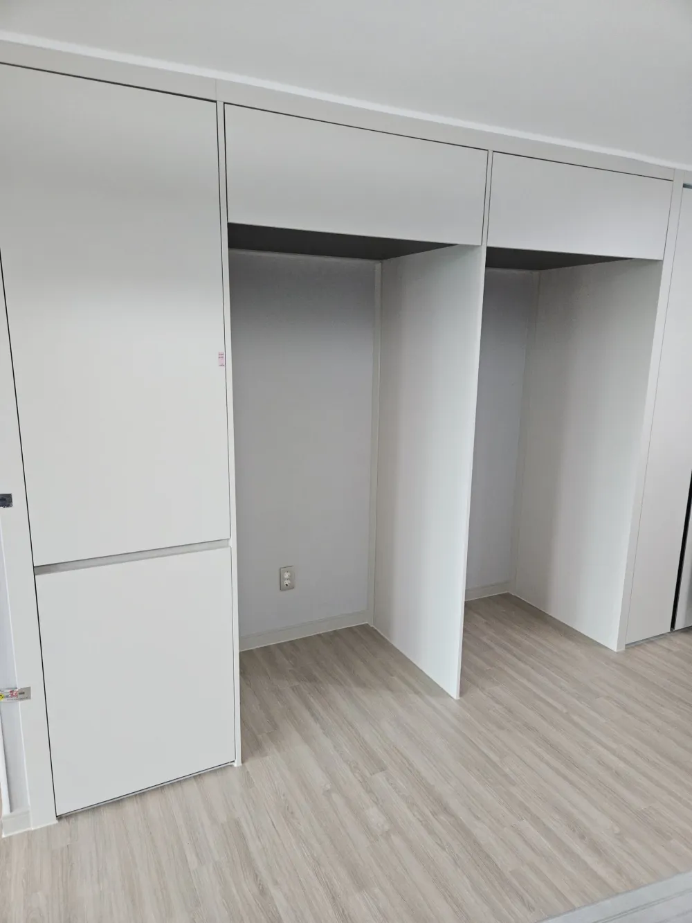 수내동 38평 아파트 냉장고장 시공 후 사진